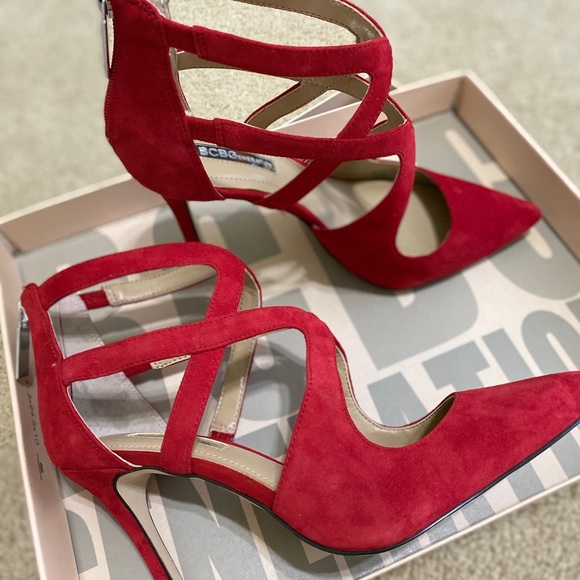 BCBG 👠 - Picture 5 of 5